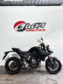SUZUKI GSX 8S 