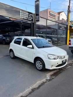 TOYOTA Etios Hatch 1.3 16V 4P FLEX X