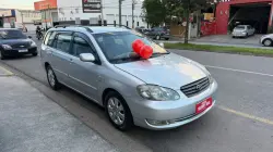 TOYOTA Fielder 1.8 16V 4P