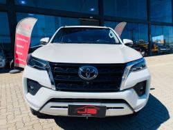 TOYOTA Hilux Caminhonete 