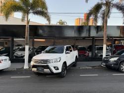 TOYOTA Hilux Caminhonete 2.8 16V SRV 4X4 DIESEL CABINE DUPLA AUTOM�TICO