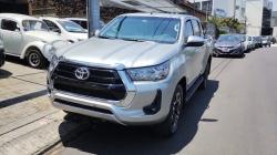 TOYOTA Hilux Caminhonete 2.8 16V SRV 4X4 DIESEL CABINE DUPLA AUTOMÁTICO