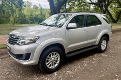 TOYOTA Hilux SW4 2.7 16V 4P SR AUTOM�TICO