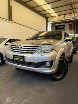 TOYOTA Hilux SW4 2.7 16V 4P SR FLEX AUTOM�TICO