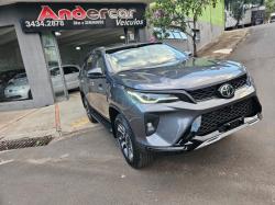 TOYOTA Hilux SW4 2.8 16V 4P SRX PLATINUM 4X4 7 LUGARES TURBO DIESEL AUTOM�TICO
