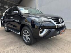 TOYOTA Hilux SW4 2.8 16V 4P SRX 4X4 7 LUGARES TURBO DIESEL AUTOMTICO