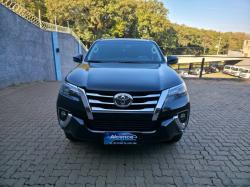 TOYOTA Hilux SW4 2.8 4P SRX 4X4 TURBO DIESEL AUTOM�TICO