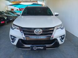 TOYOTA Hilux SW4 2.8 16V 4P SRX 4X4 7 LUGARES TURBO DIESEL AUTOM�TICO