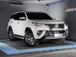 TOYOTA Hilux SW4 2.8 16V 4P SRX 4X4 7 LUGARES TURBO DIESEL AUTOMÁTICO