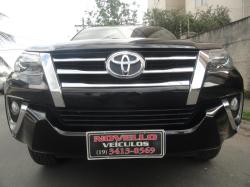 TOYOTA Hilux SW4 2.8 4P SRX 4X4 TURBO DIESEL AUTOMÁTICO