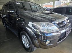 TOYOTA Hilux SW4 3.0 16V 4P SRV 4X4 TURBO DIESEL AUTOM�TICO