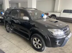 TOYOTA Hilux SW4 3.0 16V 4P 4X4 SRV TURBO DIESEL