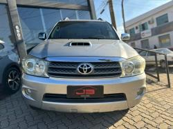 TOYOTA Hilux SW4 