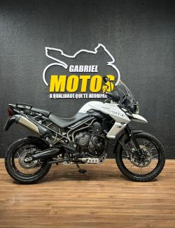TRIUMPH Tiger 800 XCX