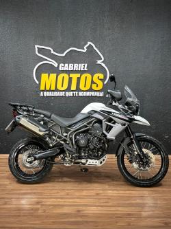 TRIUMPH Tiger 800 XCX