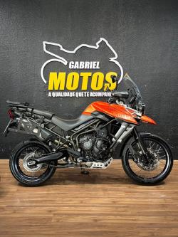 TRIUMPH Tiger 800 XCA