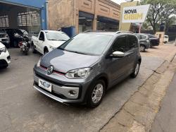 VOLKSWAGEN Cross UP 1.0 12V 4P TSI FLEX VOLKSWAGEN Cross UP 1.0 12V 4P TSI FLEX