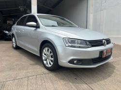 VOLKSWAGEN Jetta 2.0 4P FLEX AUTOM�TICO