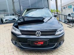 VOLKSWAGEN Jetta 2.0 4P TSI HIGHLINE 211 CV AUTOM�TICO