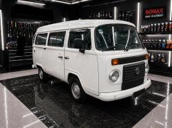 VOLKSWAGEN Kombi 1.4 FLEX STD 9 LUGARES