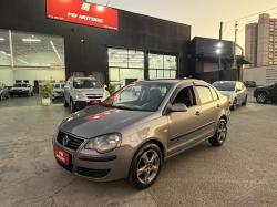VOLKSWAGEN Polo Sedan 1.6 4P