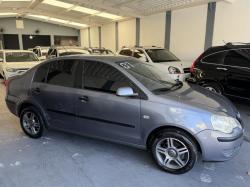 VOLKSWAGEN Polo Sedan 1.6 4P FLEX