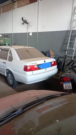 VOLKSWAGEN Santana 1.8 MI CL