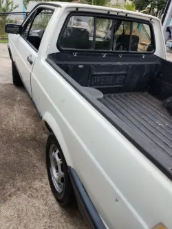 VOLKSWAGEN Saveiro 1.8 MI GL