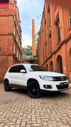 VOLKSWAGEN Tiguan 2.0 16V 4P TSI R-LINE TURBO AUTOM�TICO TIPTRONIC