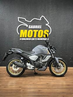 YAMAHA FZ 15 Fazer ABS