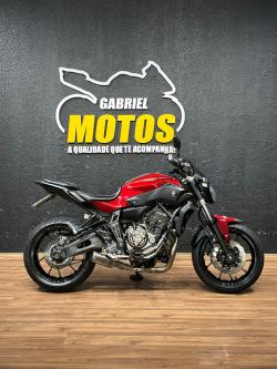 YAMAHA MT-07 700 ABS