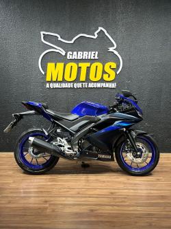 YAMAHA R 15 