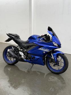 YAMAHA YZF R3 320 ABS