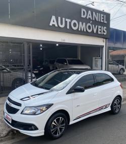 CHEVROLET Onix Hatch 1.4 4P FLEX EFFECT