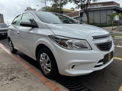 CHEVROLET Onix Hatch 1.0 4P FLEX LT