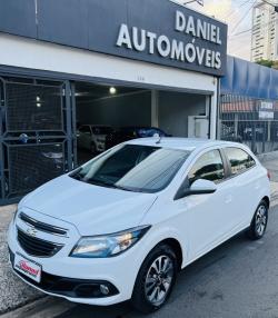 CHEVROLET Onix Hatch 1.4 4P FLEX LTZ