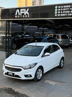 CHEVROLET Onix Hatch 1.4 4P FLEX LT