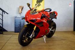 DUCATI Panigale 1100 V4 S