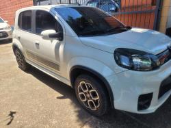 FIAT Uno 1.4 4P FLEX SPORTING DUALOGIC AUTOMATIZADO