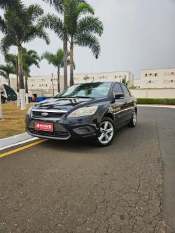 FORD Focus Sedan 2.0 16V 4P