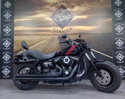 HARLEY DAVIDSON Dyna Fat Bob 1600