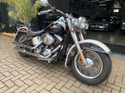 HARLEY DAVIDSON Softail DeLuxe 1600