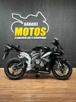 HONDA CBR 600 RR 