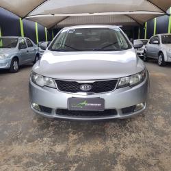 KIA Cerato Sedan 1.6 16V 4P SX3 AUTOMTICO