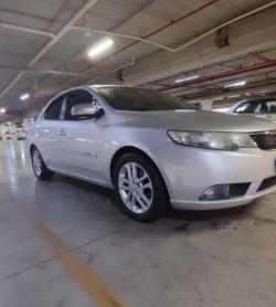 KIA Cerato Sedan 1.6 16V 4P SX3 AUTOMTICO