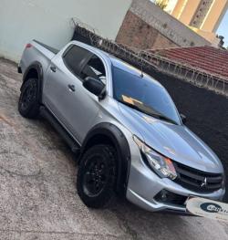 MITSUBISHI L 200 Triton 2.4 16V SPORT GLX 4X4 CABINE DUPLA TURBO DIESEL