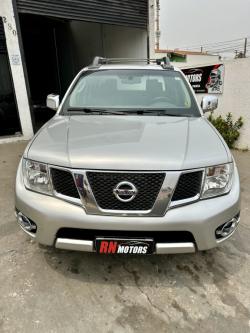 NISSAN Frontier 2.5 SL 4X4 TURBO DIESEL CABINE DUPLA AUTOMTICO