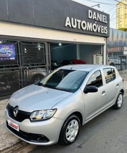 RENAULT Sandero 1.0 16V 4P FLEX AUTHENTIQUE