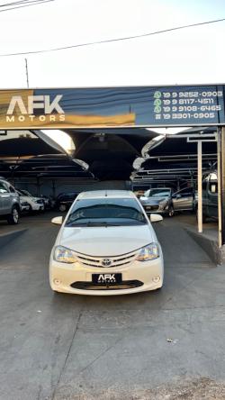 TOYOTA Etios Hatch 1.3 16V 4P FLEX