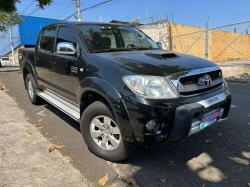 TOYOTA Hilux Caminhonete 3.0 4P 4X4 SRV TURBO DIESEL CABINE DUPLA AUTOMTICO